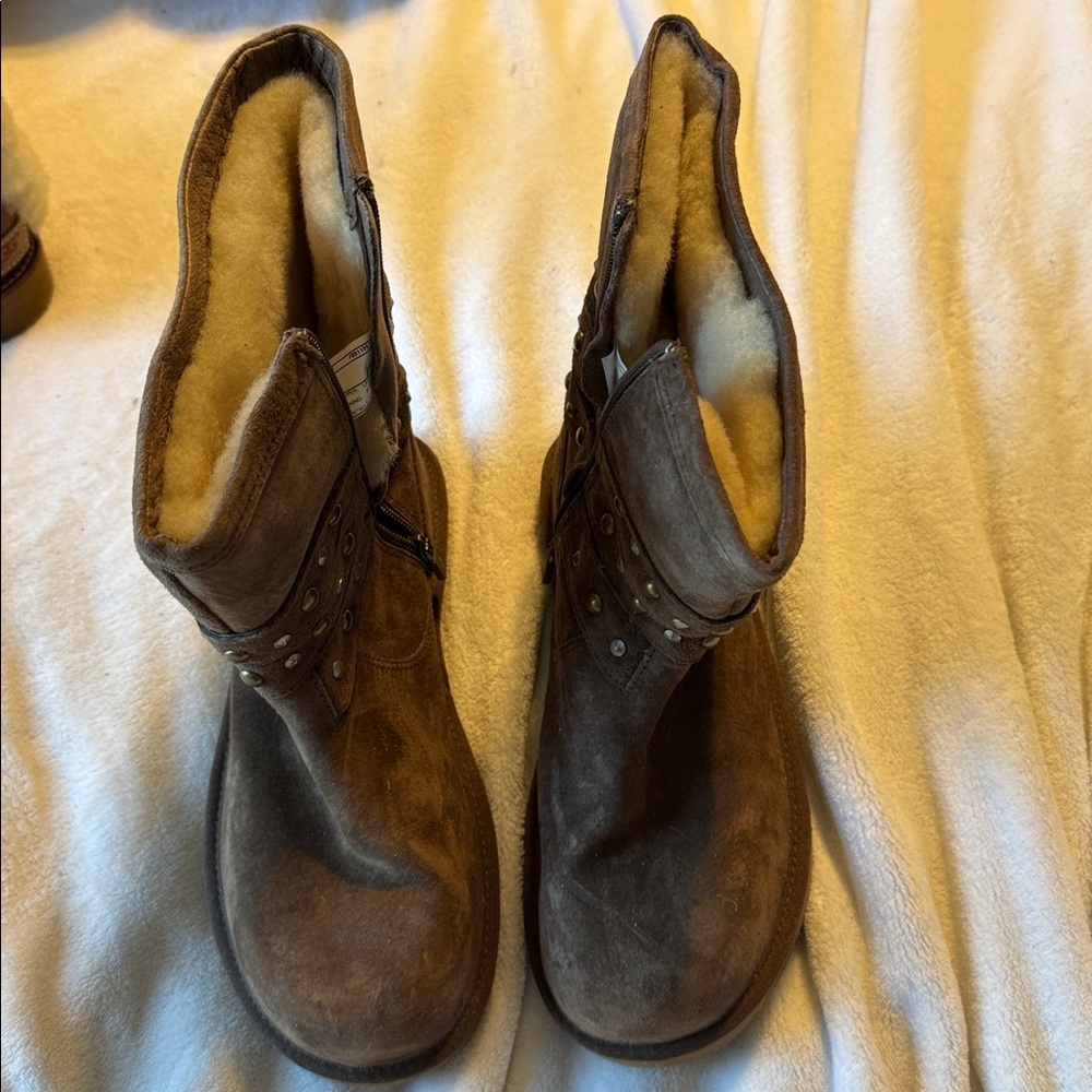 Ugg Brown Shearling Lined Boots